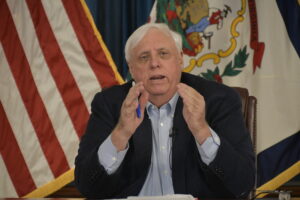 State will keep feeding kids through the summer; fed COVID aid will give eligible kids $300 food cards